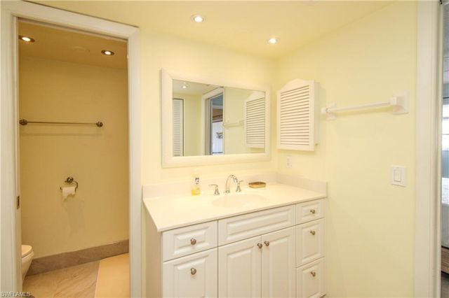 1020 Palm View DR # C104, Naples, FL 34110