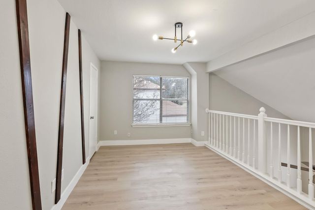1813 Whirlwind TRL, Round Rock, TX 78664