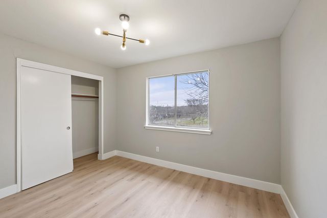 1813 Whirlwind TRL, Round Rock, TX 78664