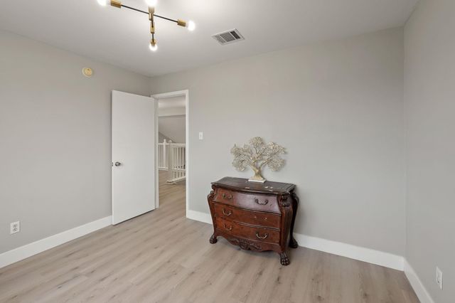 1813 Whirlwind TRL, Round Rock, TX 78664