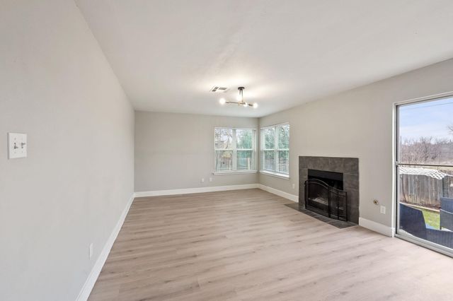 1813 Whirlwind TRL, Round Rock, TX 78664