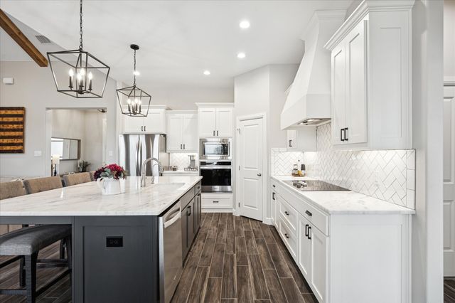 112 Friendship Way, Boyd, TX 76023