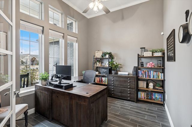 112 Friendship Way, Boyd, TX 76023