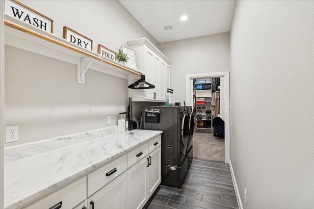 112 Friendship Way, Boyd, TX 76023