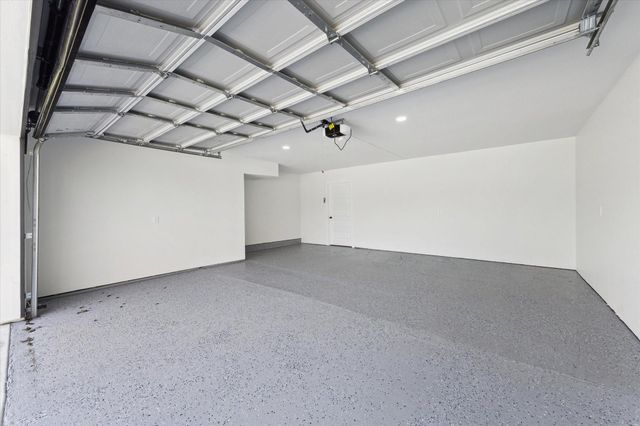 212 N Forrest Avenue, La Porte, TX 77571