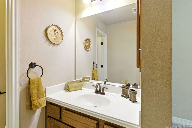 630 Colosseo, San Antonio, TX 78253