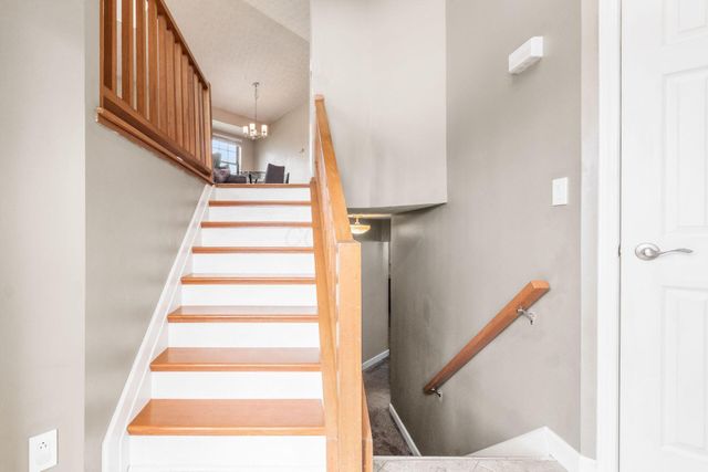 1832 Shadow Creek Court, Powell, OH 43065