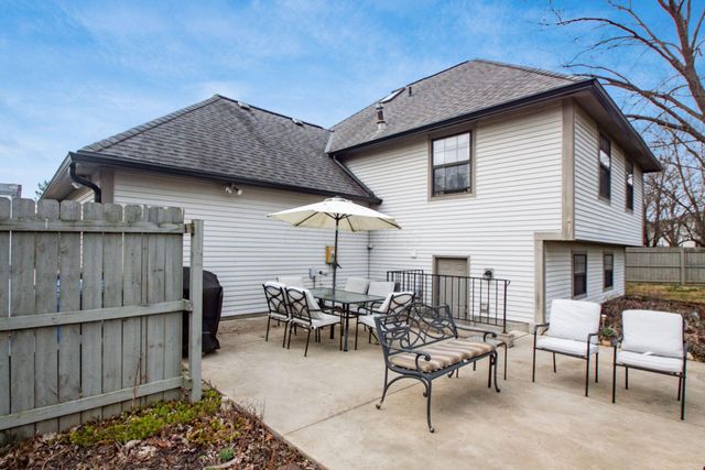 1832 Shadow Creek Court, Powell, OH 43065