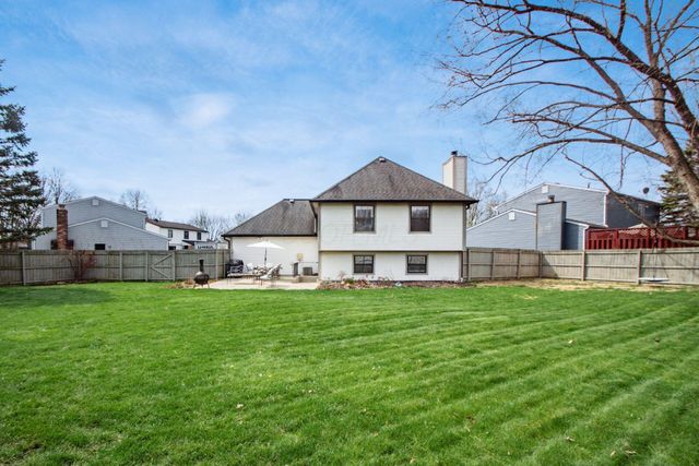 1832 Shadow Creek Court, Powell, OH 43065