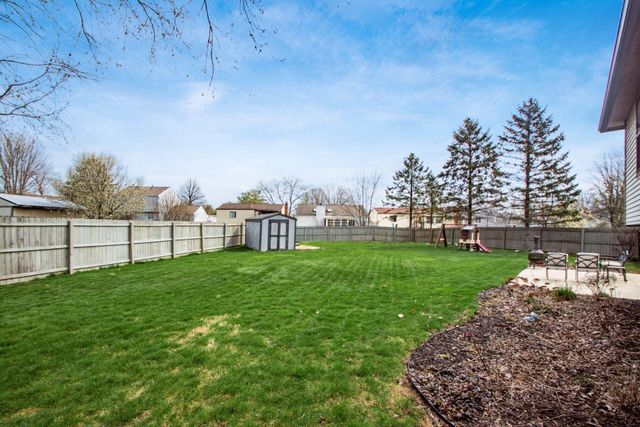 1832 Shadow Creek Court, Powell, OH 43065