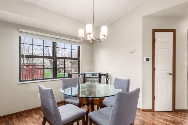 1832 Shadow Creek Court, Powell, OH 43065