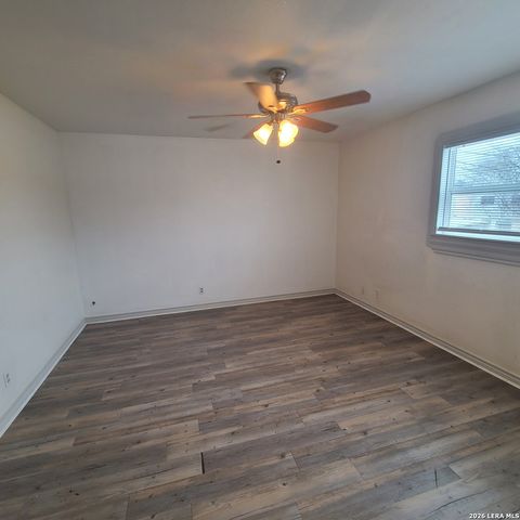 6602 Spring Manor, San Antonio, TX 78249