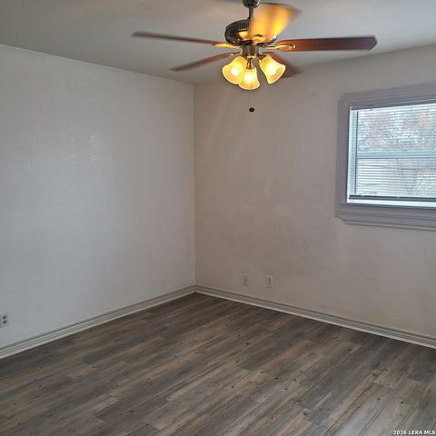 6602 Spring Manor, San Antonio, TX 78249