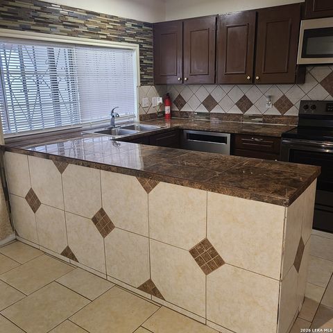 6602 Spring Manor, San Antonio, TX 78249