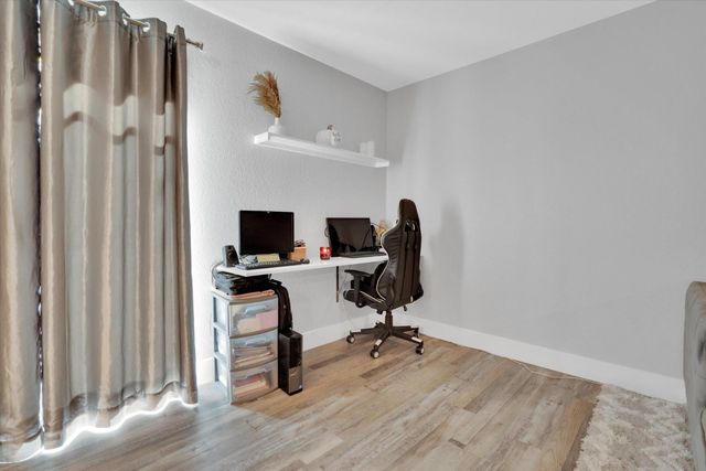 3591 Quail Lakes Dr #166, Stockton, CA 95207