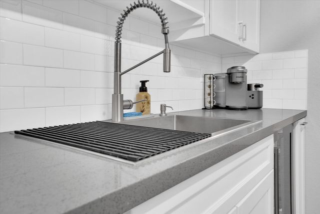 3591 Quail Lakes Dr #166, Stockton, CA 95207