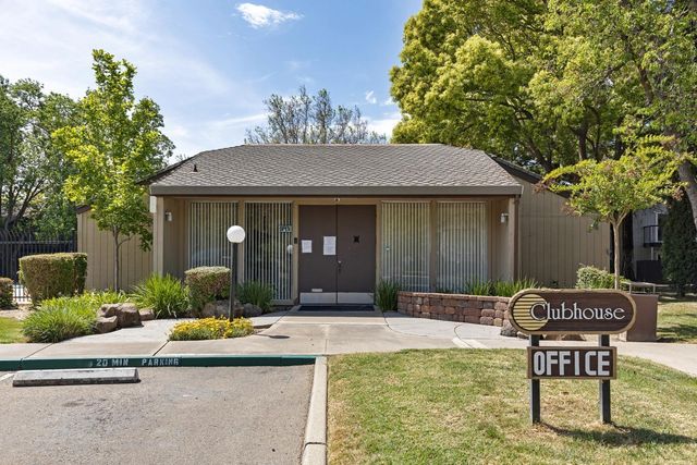 3591 Quail Lakes Dr #166, Stockton, CA 95207