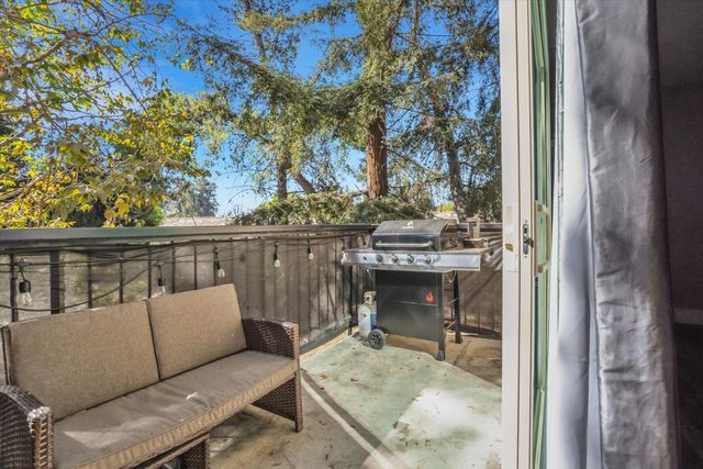 3591 Quail Lakes Dr #166, Stockton, CA 95207