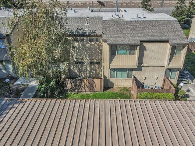3591 Quail Lakes Dr #166, Stockton, CA 95207