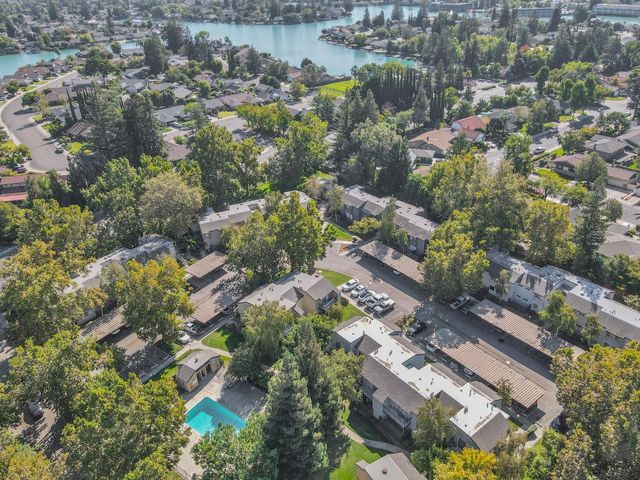 3591 Quail Lakes Dr #166, Stockton, CA 95207