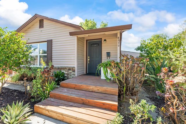 4570 Soledad Ave, Sacramento, CA 95820