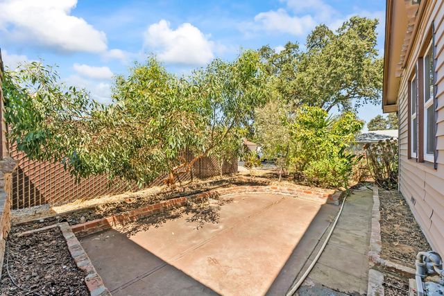 4570 Soledad Ave, Sacramento, CA 95820