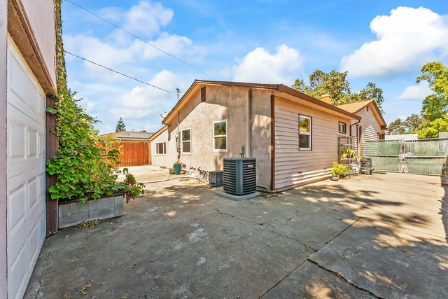 4570 Soledad Ave, Sacramento, CA 95820