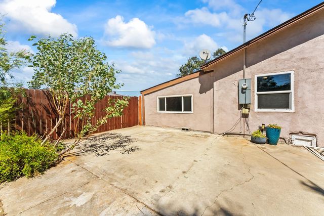 4570 Soledad Ave, Sacramento, CA 95820