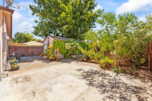 4570 Soledad Ave, Sacramento, CA 95820