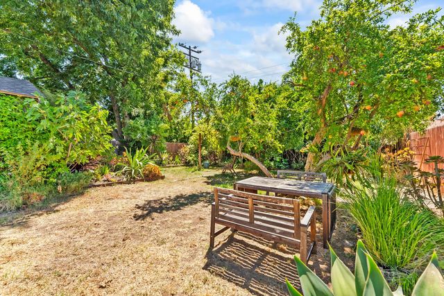 4570 Soledad Ave, Sacramento, CA 95820