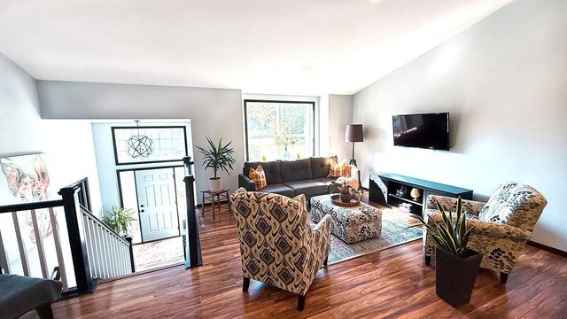 6208 39th Avenue N, Crystal, MN 55422