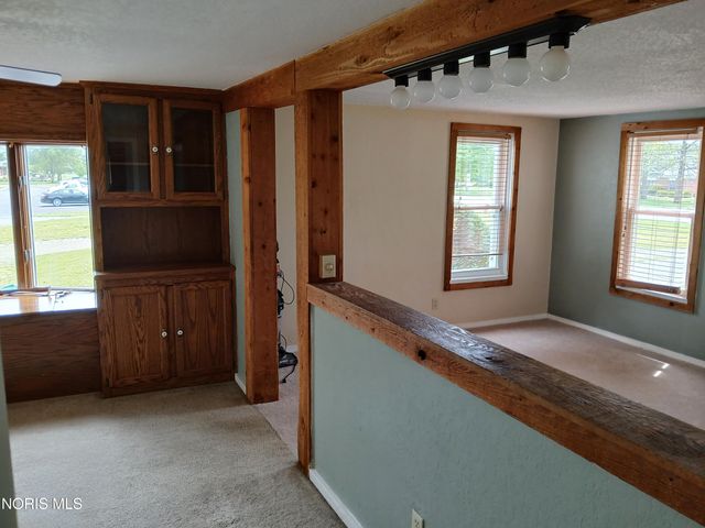 7164 W Sylvania Avenue, Sylvania, OH 43560