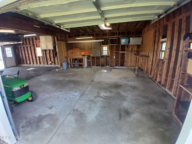 7164 W Sylvania Avenue, Sylvania, OH 43560