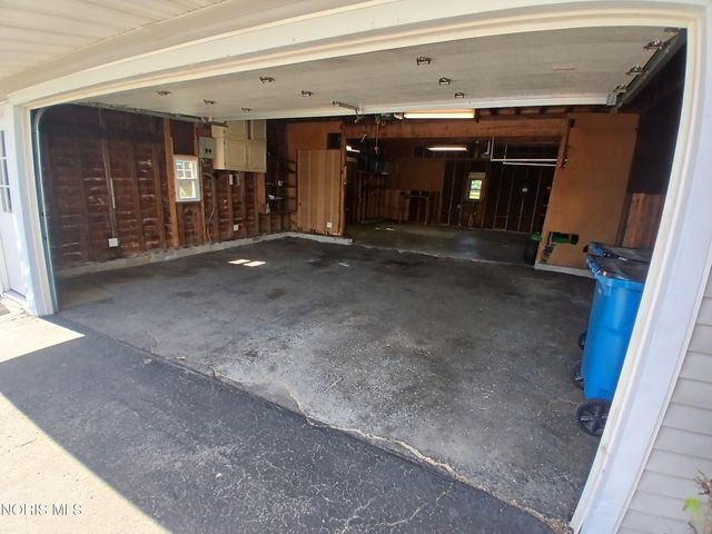 7164 W Sylvania Avenue, Sylvania, OH 43560