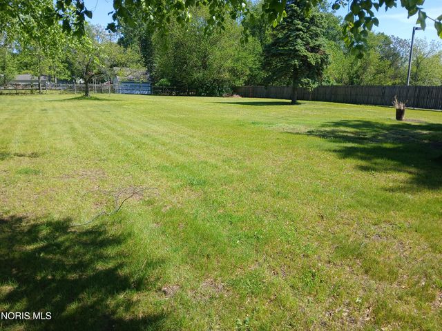 7164 W Sylvania Avenue, Sylvania, OH 43560
