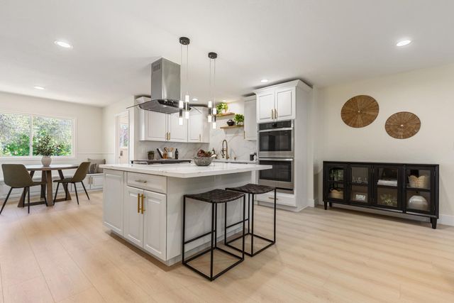 7032 West Ln, Granite Bay, CA 95746