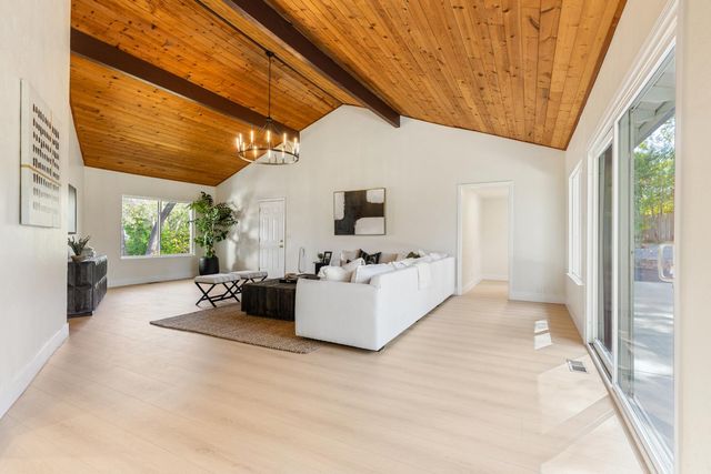7032 West Ln, Granite Bay, CA 95746