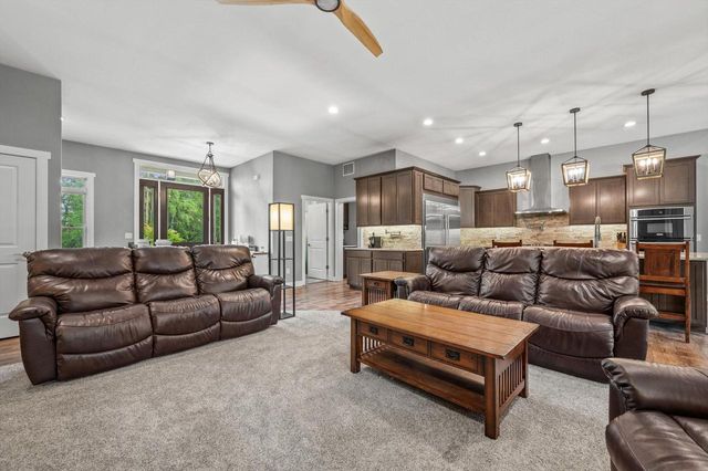 2351 27th STREET, Caledonia, WI 53108