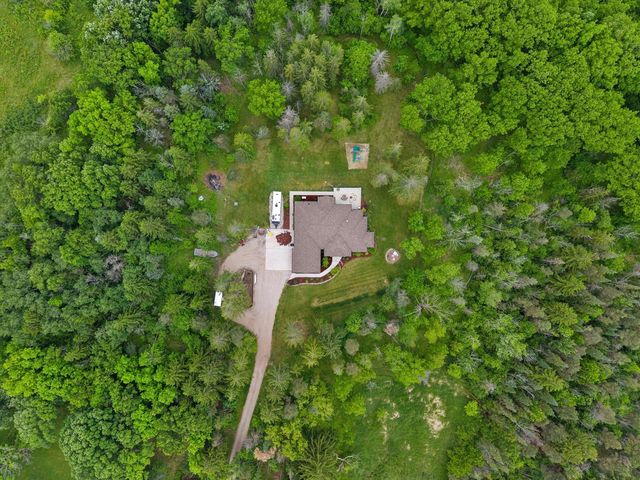 2351 27th STREET, Caledonia, WI 53108