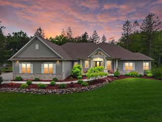 2351 27th STREET, Caledonia, WI 53108