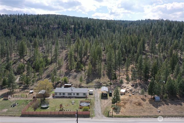 722 Aeneas Valley Road, Tonasket, WA 98855