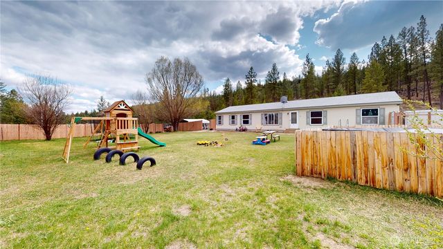 722 Aeneas Valley Road, Tonasket, WA 98855