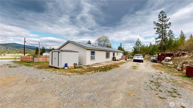 722 Aeneas Valley Road, Tonasket, WA 98855
