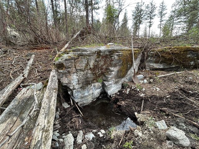 722 Aeneas Valley Road, Tonasket, WA 98855