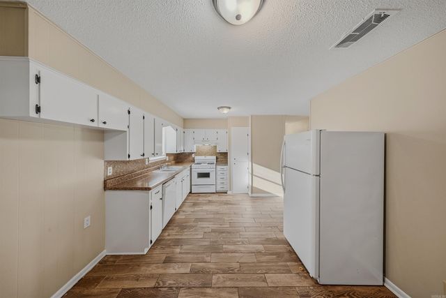 21 Compass Point Street, Sherwood, AR 72120
