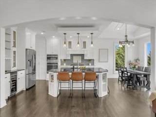 11901 W 160th Place, Overland Park, KS 66221