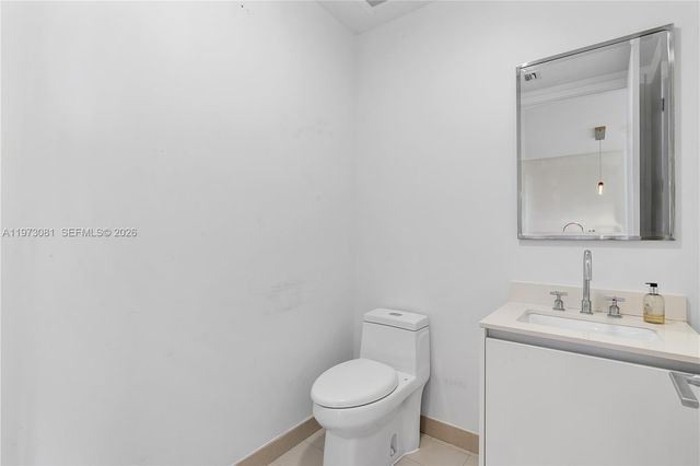 2831 S Bayshore Dr 707, Miami, FL 33133