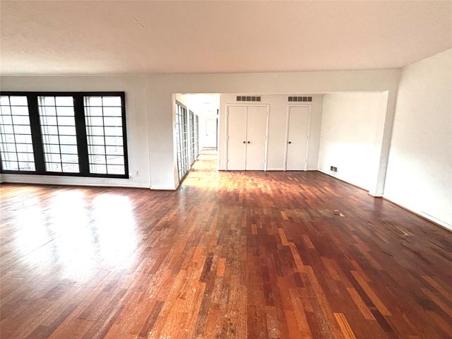 12 Creekwood Circle, Richardson, TX 75080