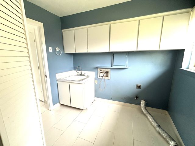 12 Creekwood Circle, Richardson, TX 75080