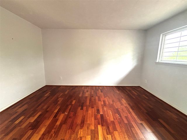 12 Creekwood Circle, Richardson, TX 75080